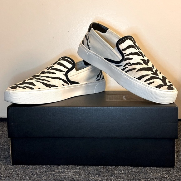 Saint Laurent slip on shoes - Picture 5 of 10
